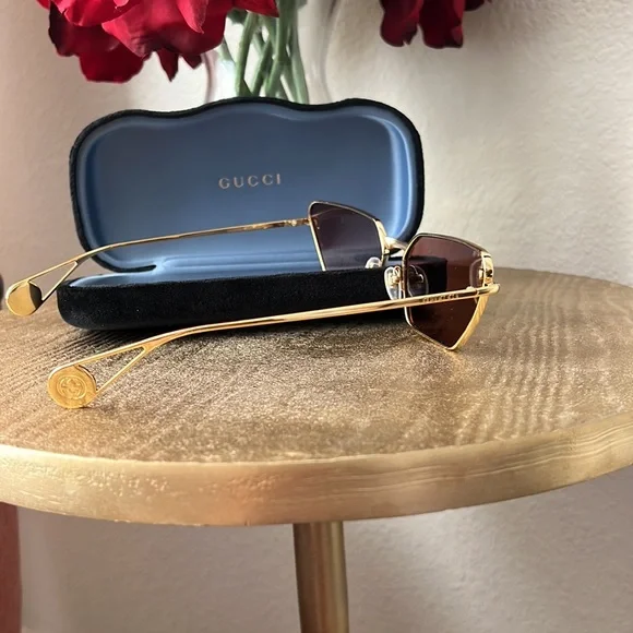 Gucci GG0538S gold cat eye women’s sunglasses, authentic NWT - Picture 7 of 15